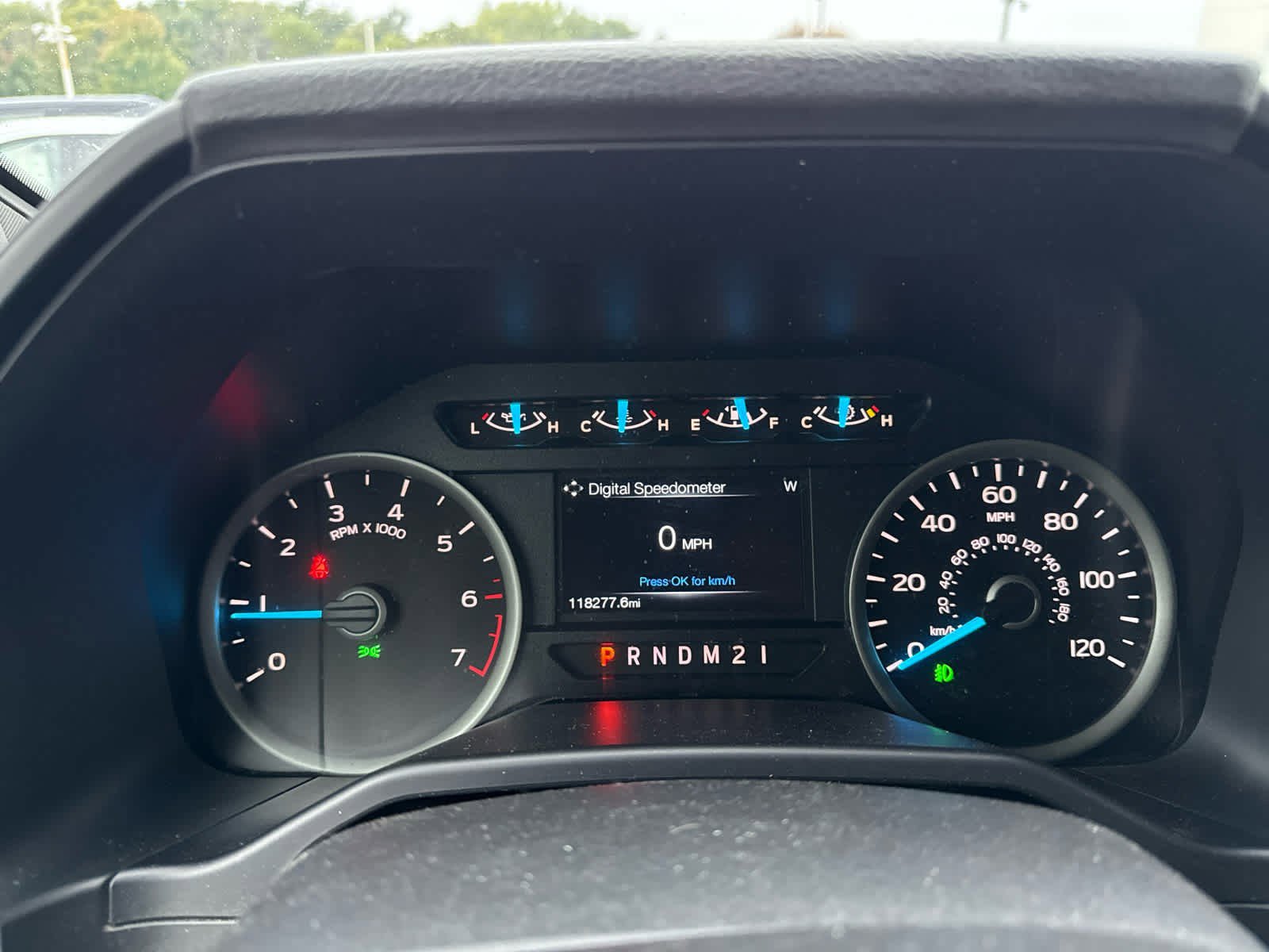 2015 Ford F-150 XLT photo 10