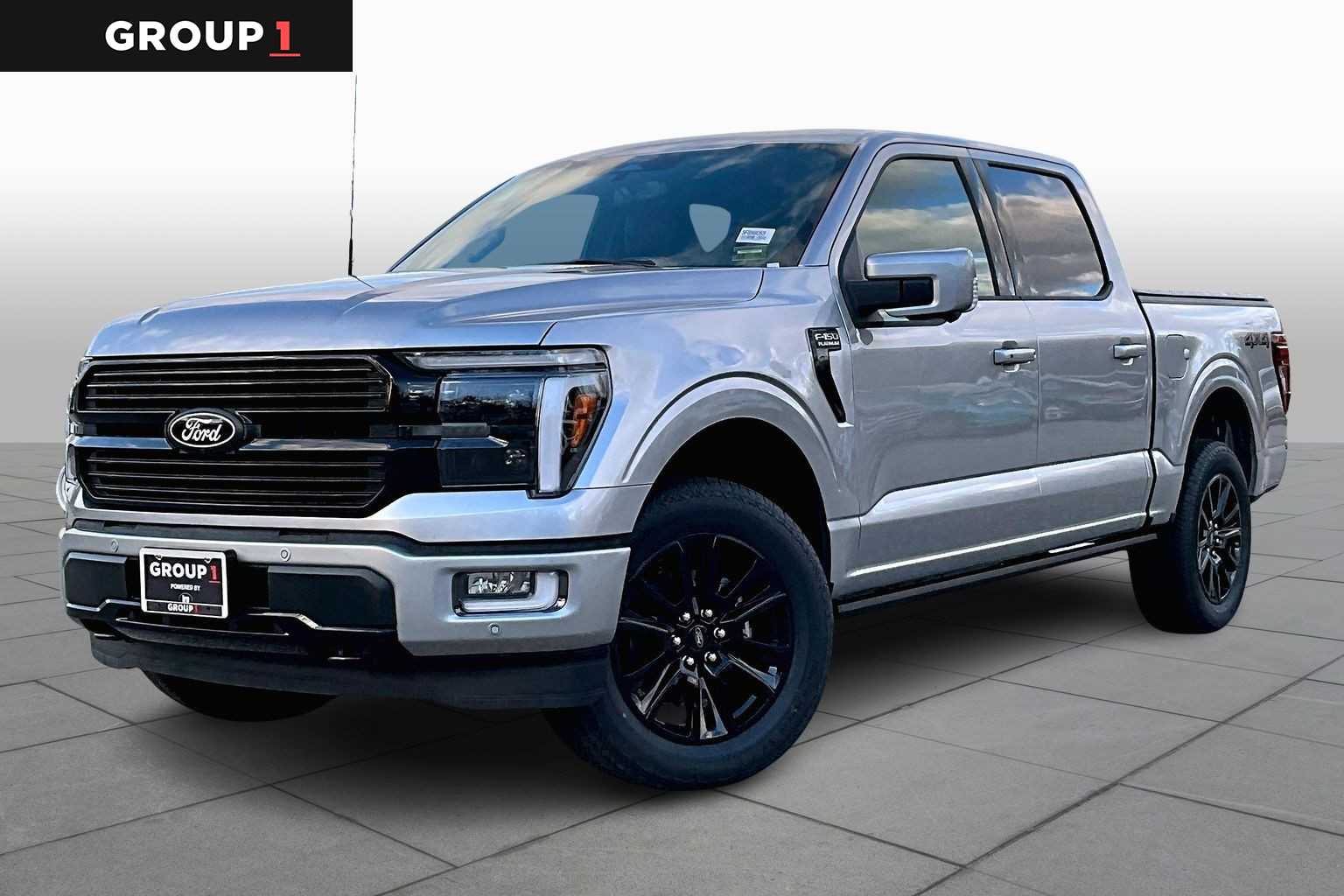 2025 Ford F-150 Platinum's photo