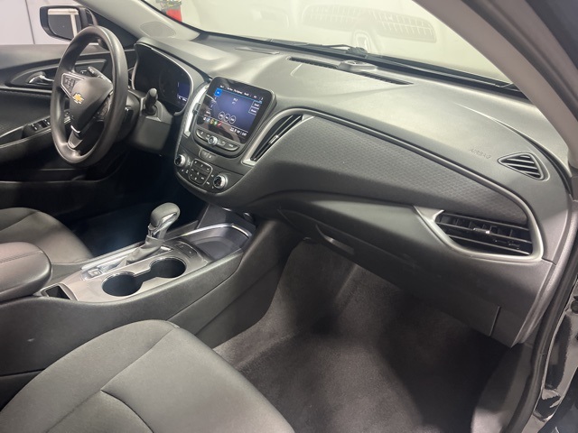 2024 Chevrolet Malibu 1LT photo 25