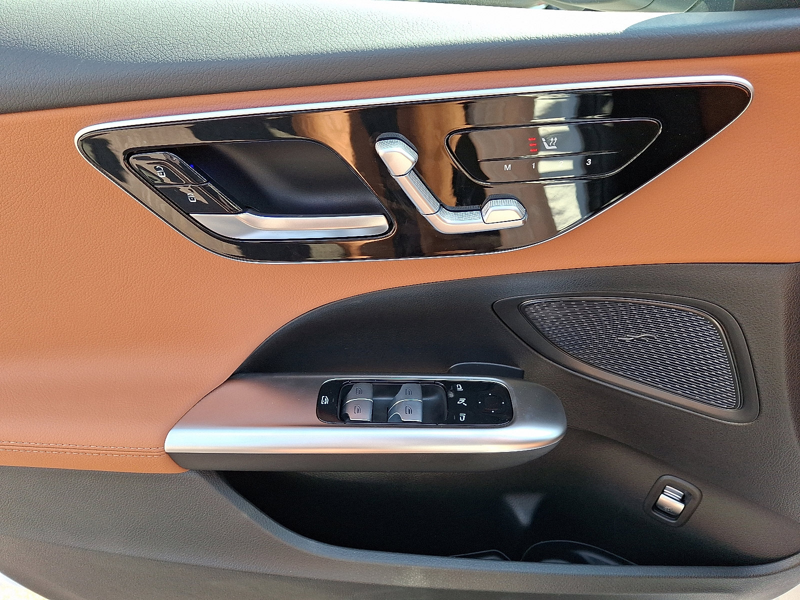 2025 Mercedes Benz C 300 4MATIC Sedan photo 12