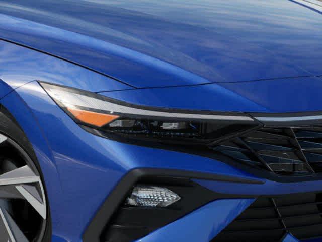 2025 Hyundai Elantra SEL Sport photo 9