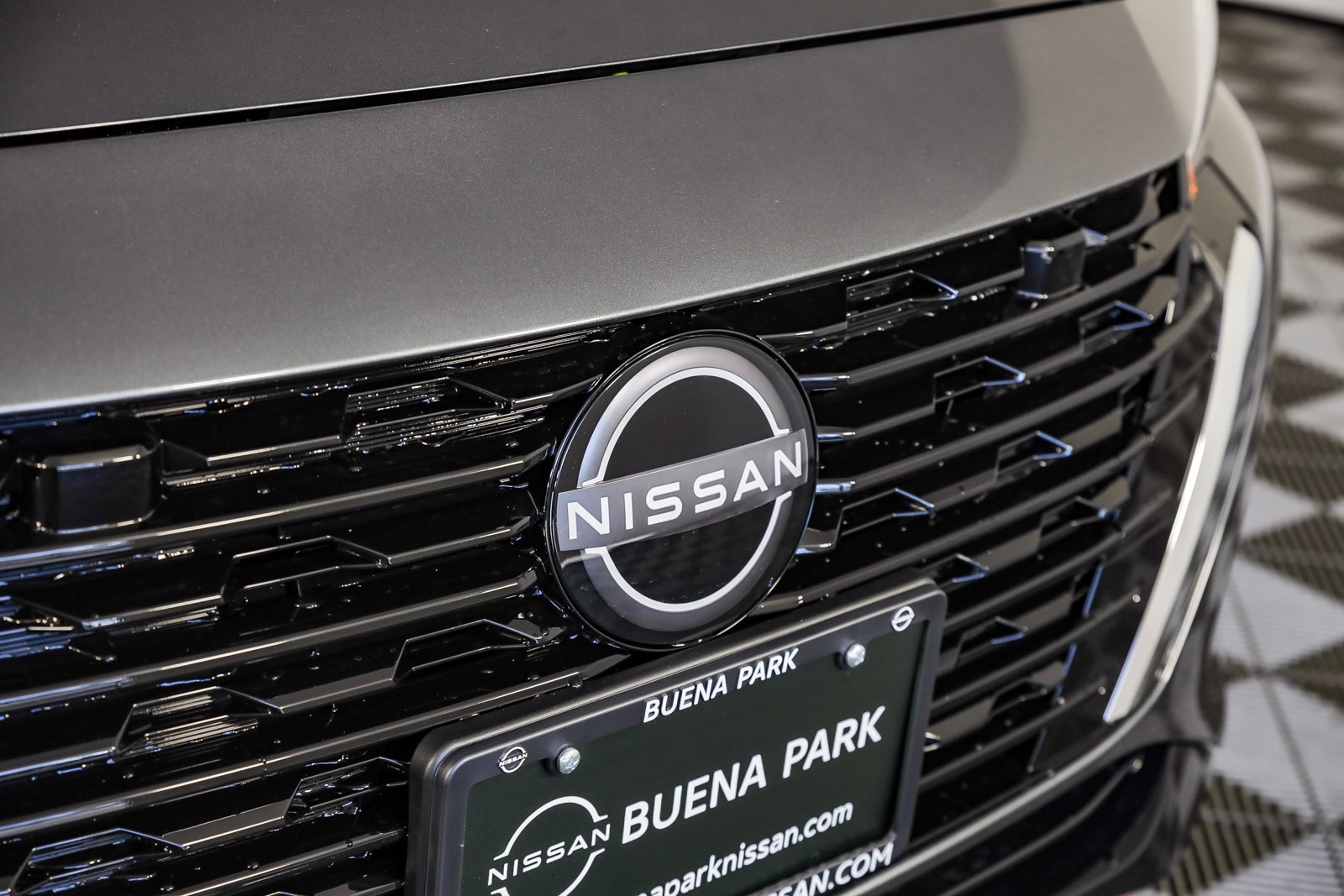 2025 Nissan Sentra S photo 3