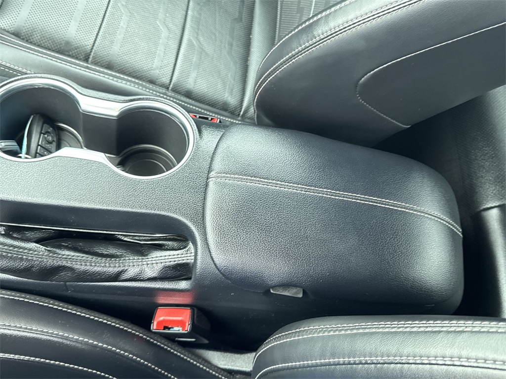 2021 Ford Mustang EcoBoost Premium photo 27