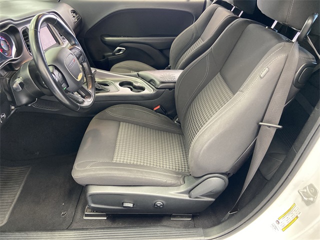 2019 Dodge Challenger SXT photo 20