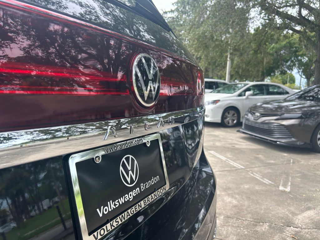 2026 Volkswagen Atlas SE Technology photo 22