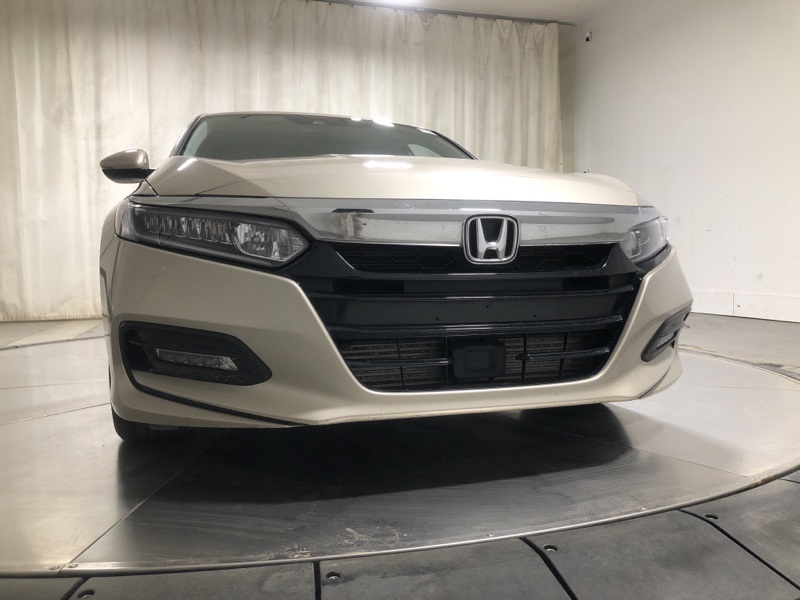 2019 Honda Accord EX-L photo 2
