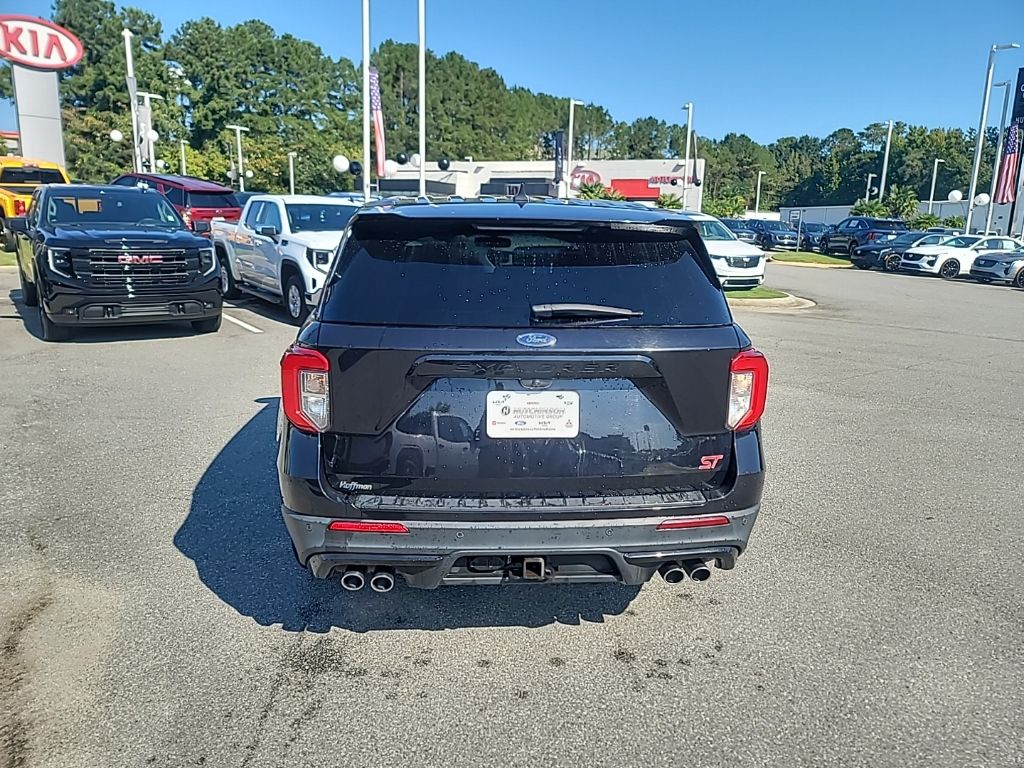 2021 Ford Explorer ST photo 5