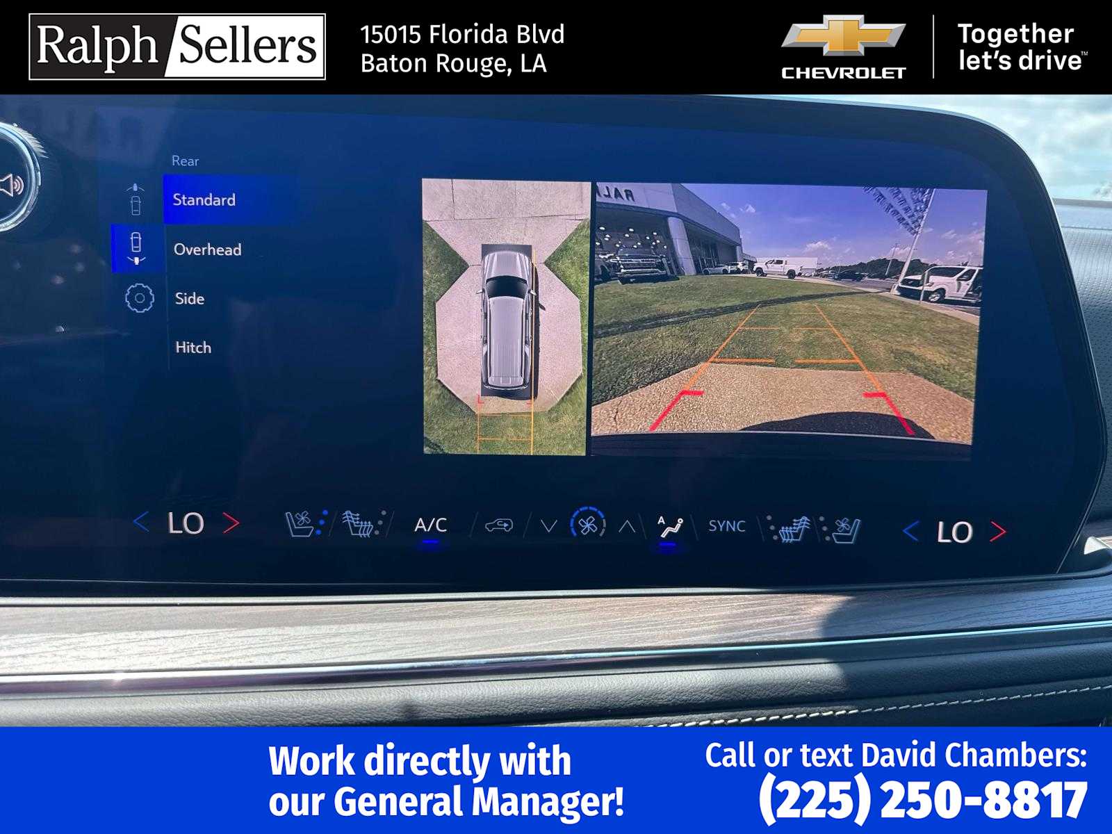 2025 Chevrolet Suburban Premier photo 17