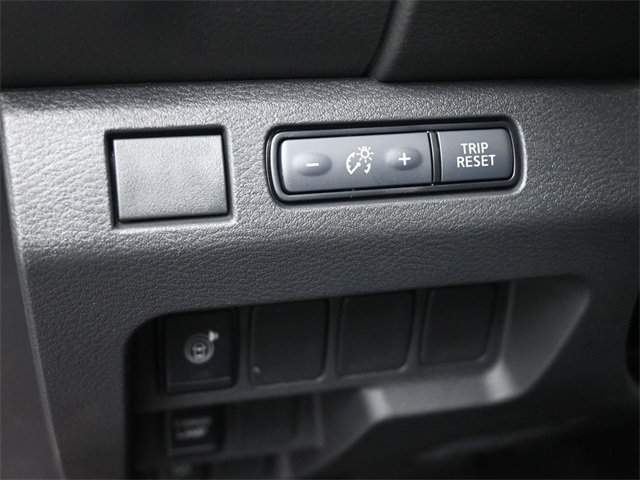 2026 Nissan Frontier Crew Cab SV photo 32