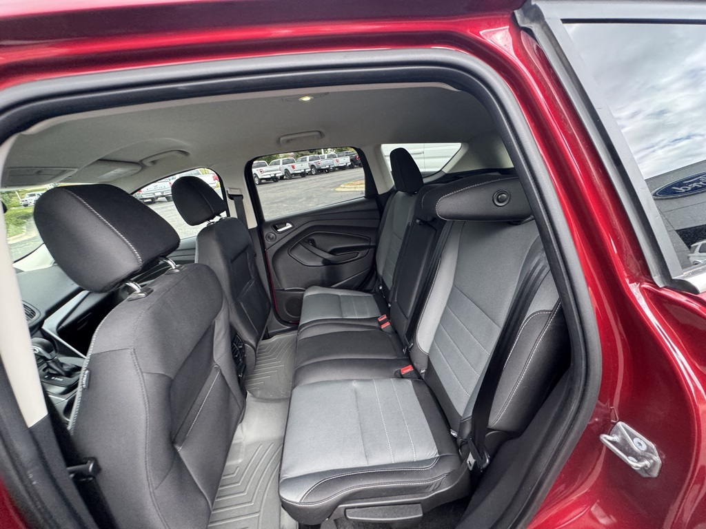2016 Ford Escape SE photo 12
