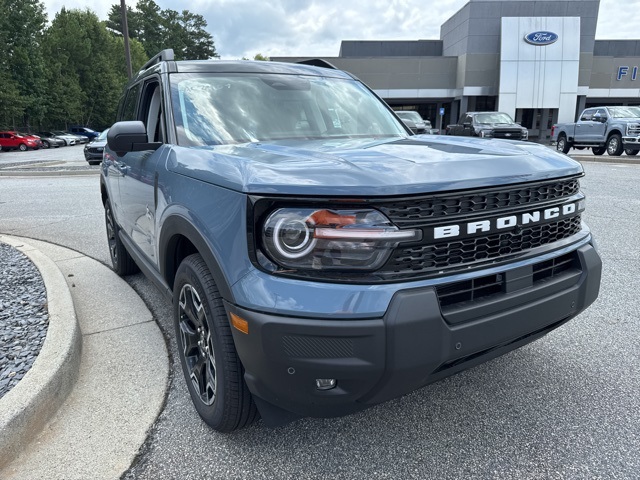 2025 Ford Bronco Sport Outer Banks photo 3