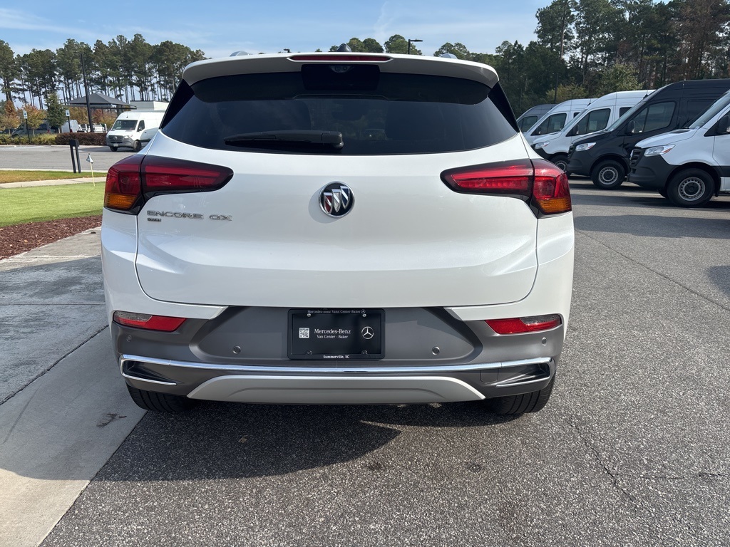 2022 Buick Encore GX Essence photo 3