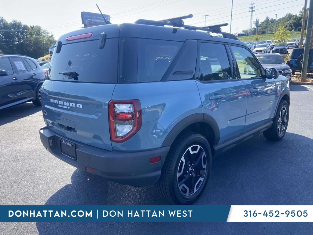 2021 Ford Bronco Sport Outer Banks photo 3