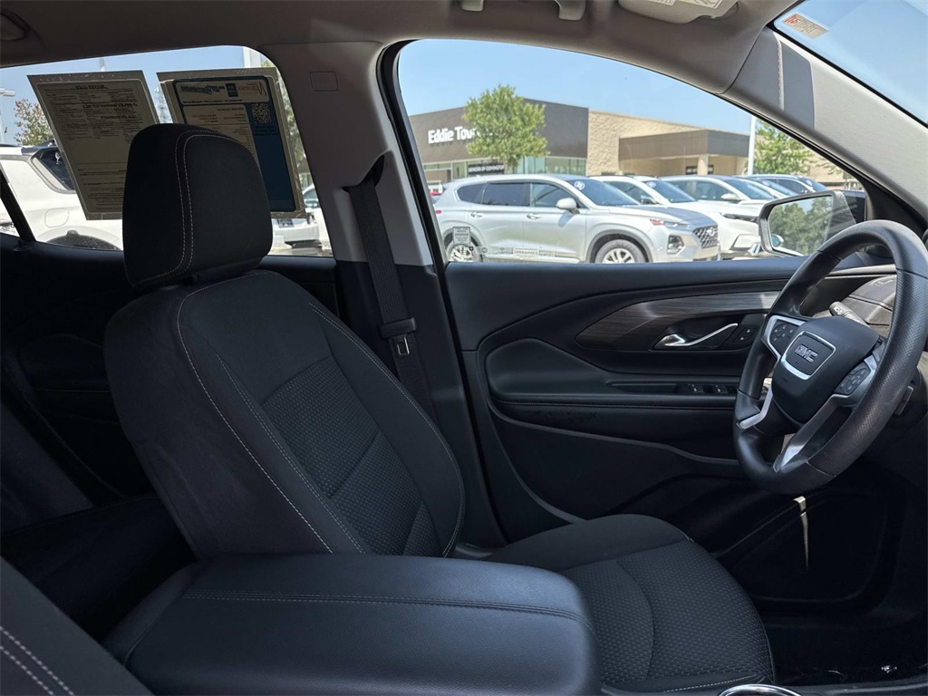 2023 Gmc Terrain SLE photo 9