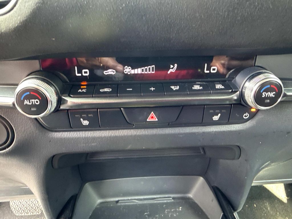 2024 Mazda CX-30 2.5 Carbon Turbo photo 25