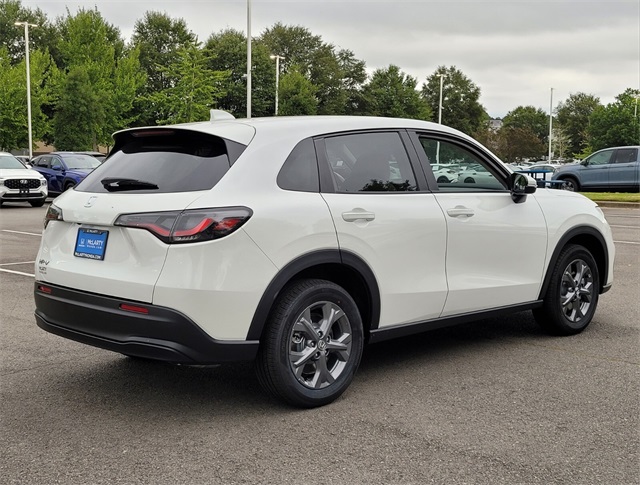 2026 Honda HR-V LX photo 3