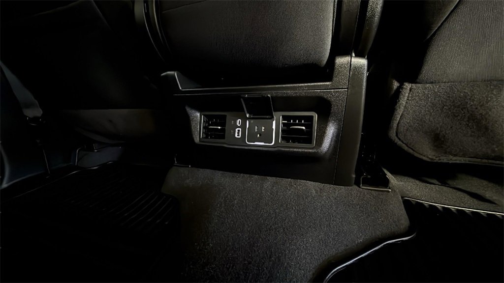 2024 Chevrolet Silverado 1500 LT photo 25
