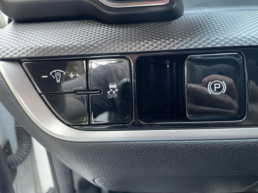 2024 Kia Sportage LX photo 10