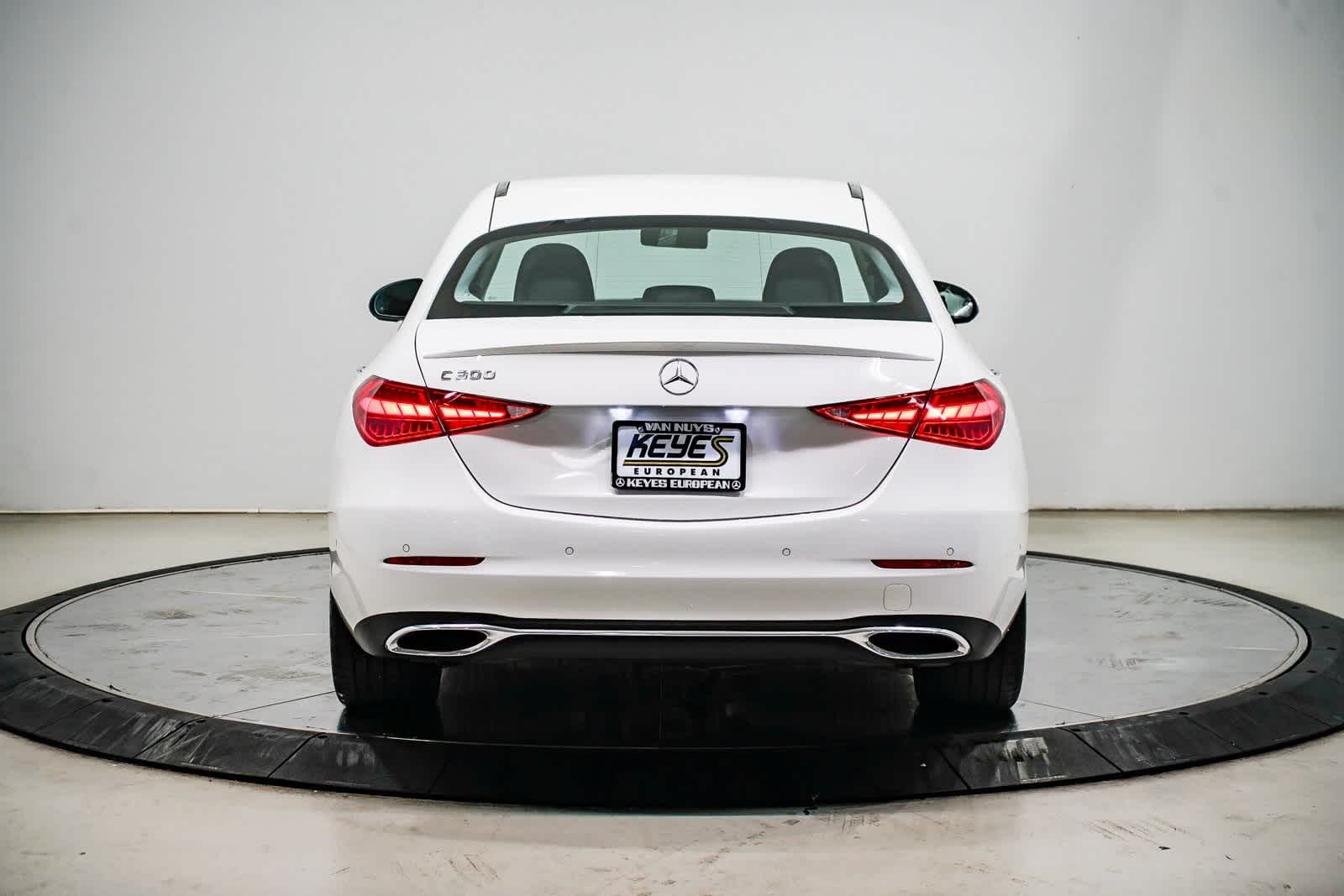 2025 Mercedes Benz C 300 photo 3
