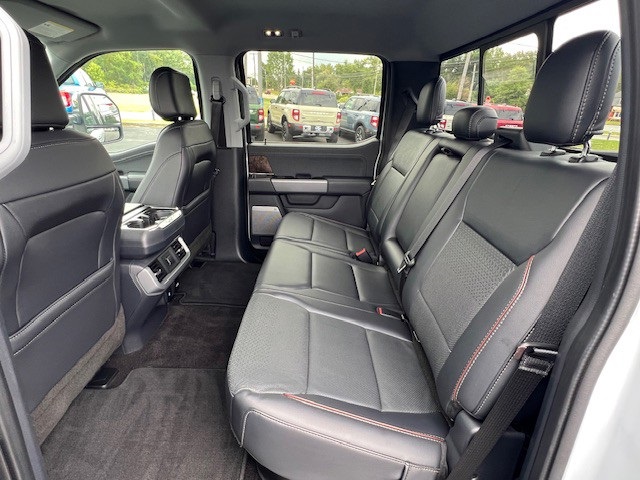 2021 Ford F-150 Lariat photo 13