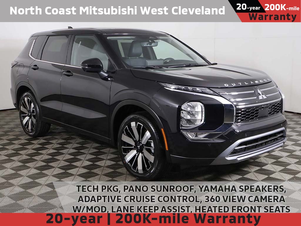 2025 Mitsubishi Outlander SE's photo