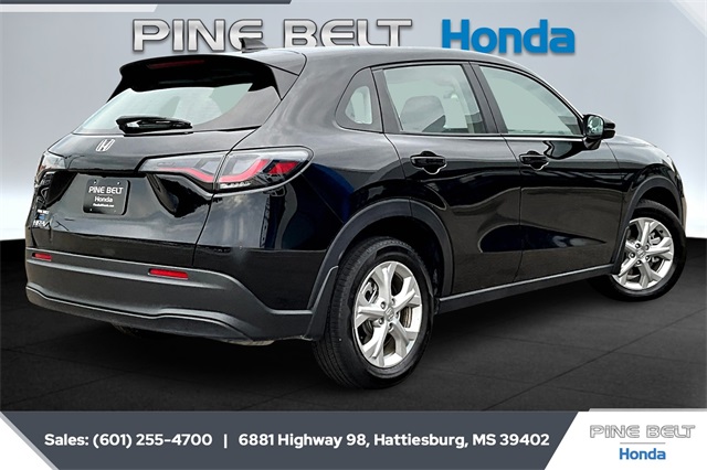 2025 Honda HR-V LX photo 11