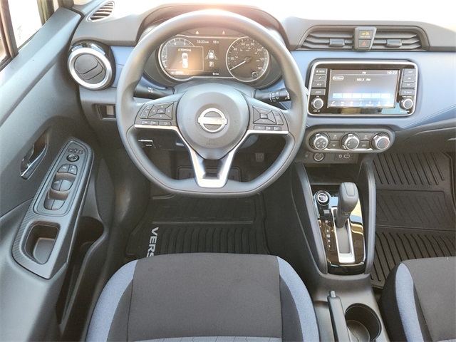 2025 Nissan Versa SV photo 7