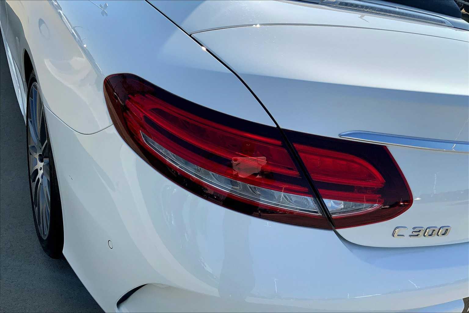 2019 Mercedes Benz C 300 photo 26