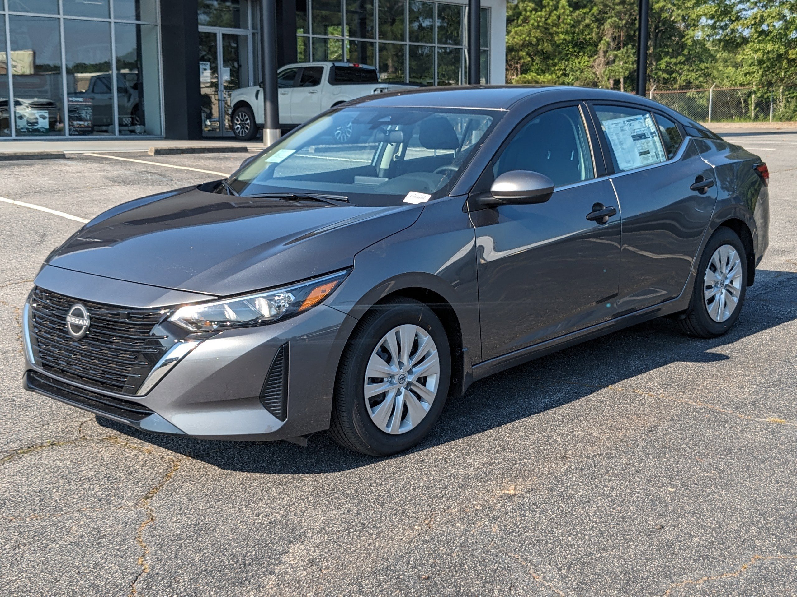 2025 Nissan Sentra S photo 4