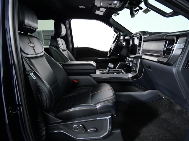 2022 Ford F-150 Platinum photo 10