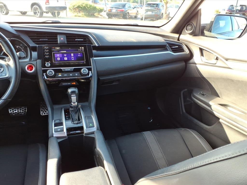 2020 Honda Civic Sport photo 12