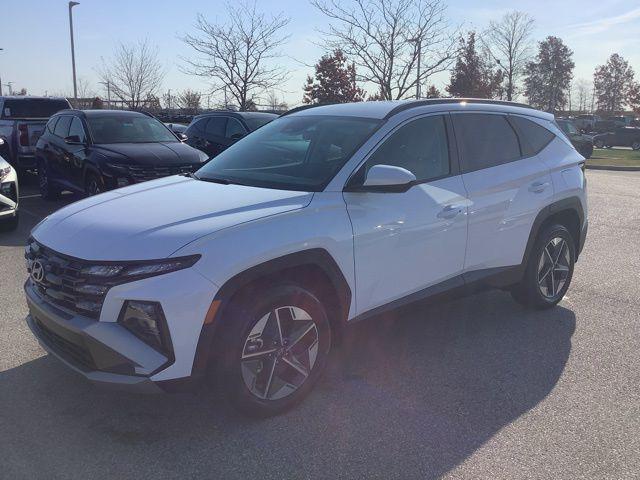 2026 Hyundai Tucson Blue SE's photo