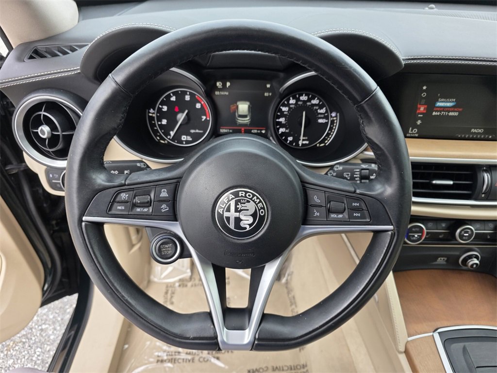 2019 Alfa Romeo Stelvio Ti photo 19