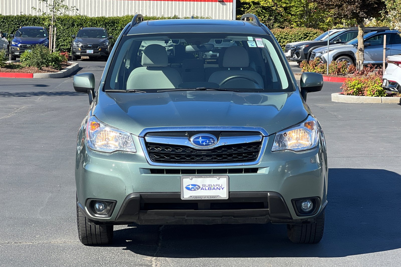 2016 Subaru Forester 2.5i Premium photo 8