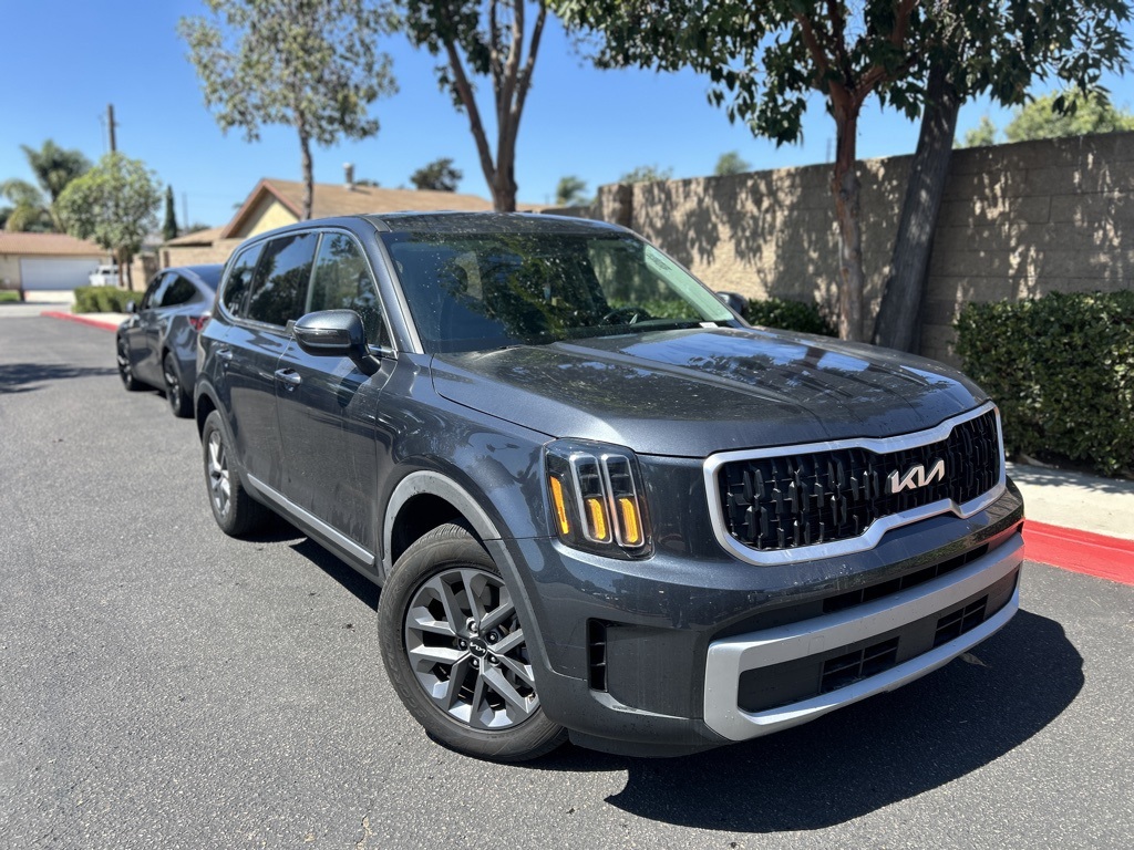 Used 2024 Gray Kia LX image 1