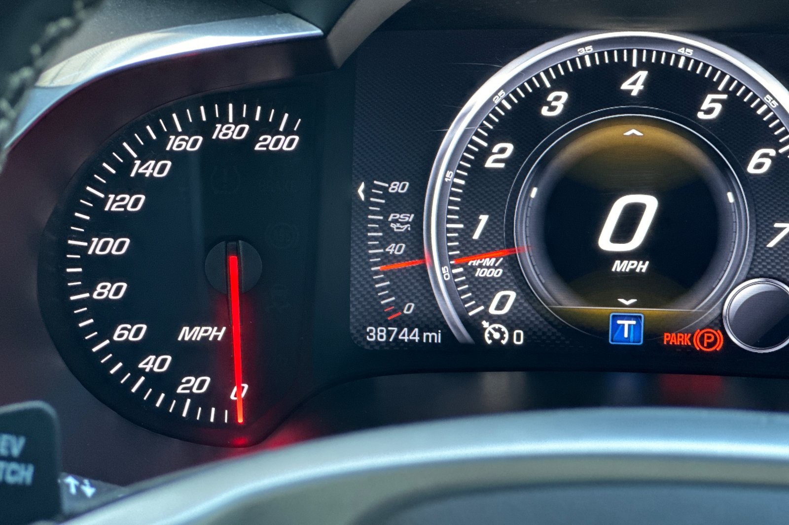 2015 Chevrolet Corvette Stingray 2LT photo 23