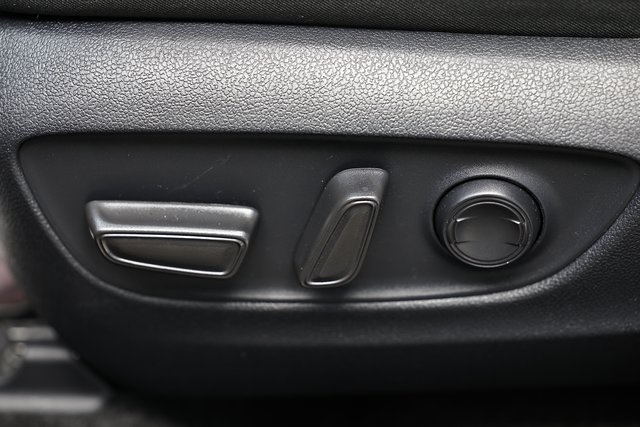 2024 Toyota RAV4 Hybrid XLE photo 22