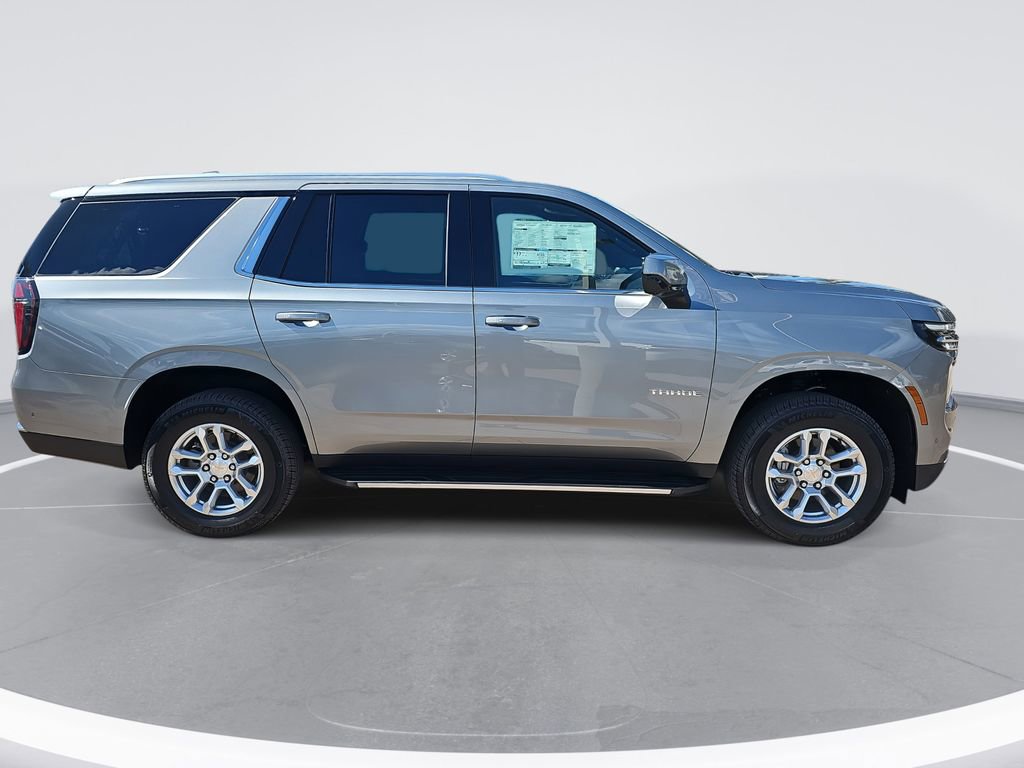 2025 Chevrolet Tahoe LS photo 2