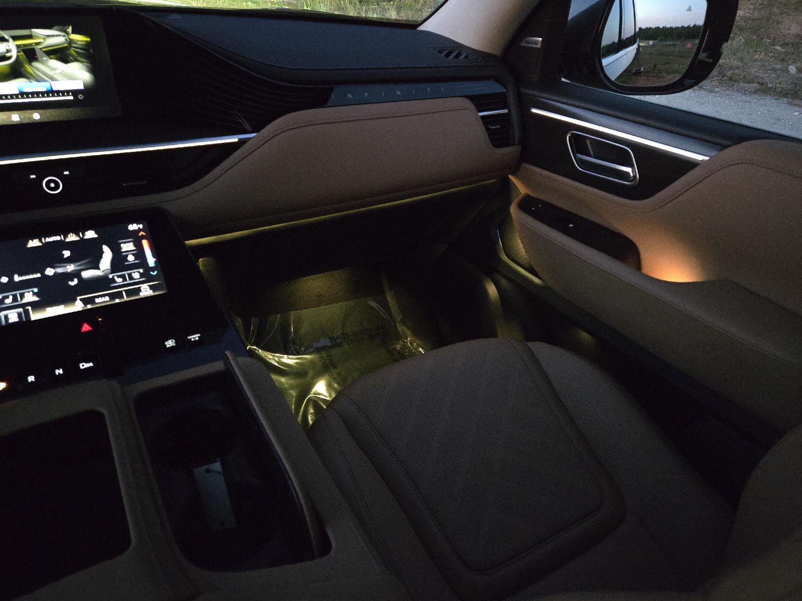 2025 Infiniti QX80 Luxe photo 27