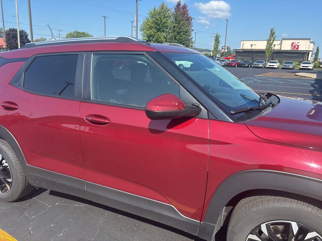 2023 Chevrolet Trailblazer LT photo 3