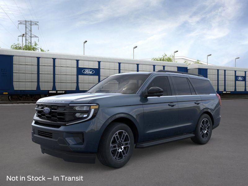 2025 Ford Expedition Active's photo