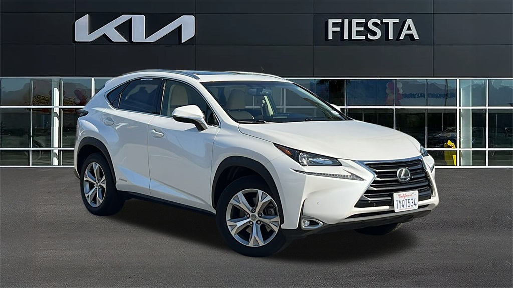 2017 Lexus NX 300h's photo