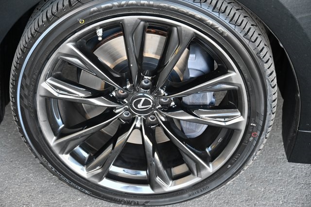 2022 Lexus IS 350 F SPORT photo 7