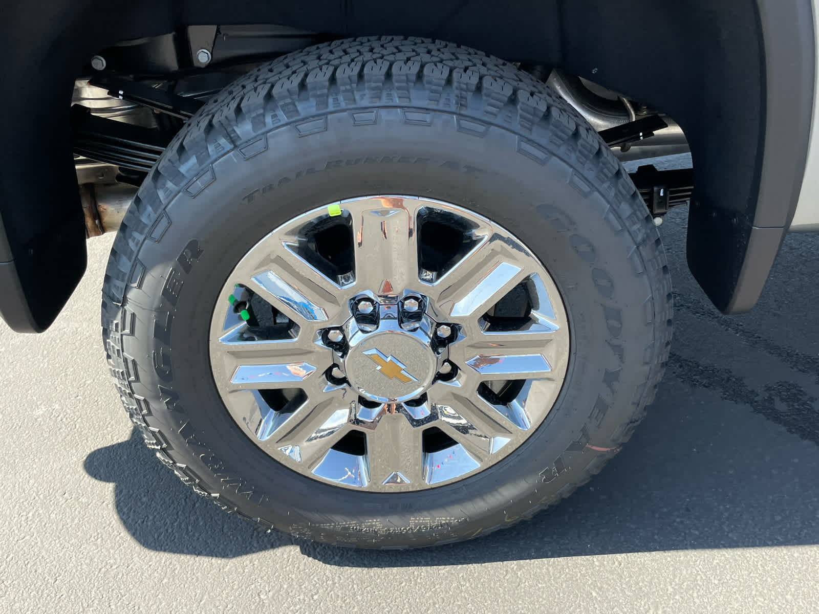 2026 Chevrolet Silverado 3500HD High Country photo 18