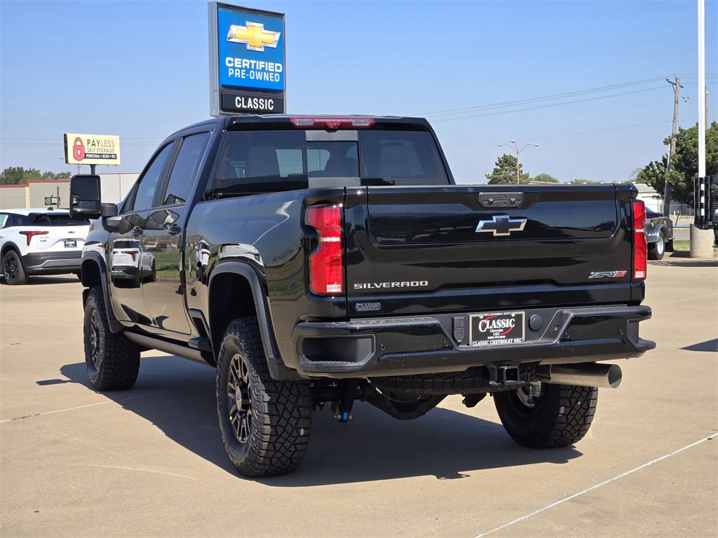 2026 Chevrolet Silverado 2500HD ZR2 photo 2