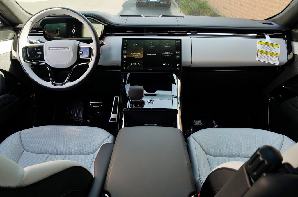 2025 Land Rover Range Rover Sport Autobiography photo 8