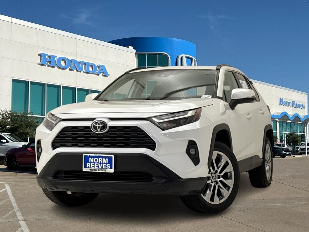 2023 Toyota RAV4 XLE Premium