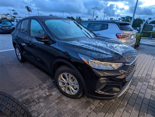 2026 Ford Escape Active photo 2