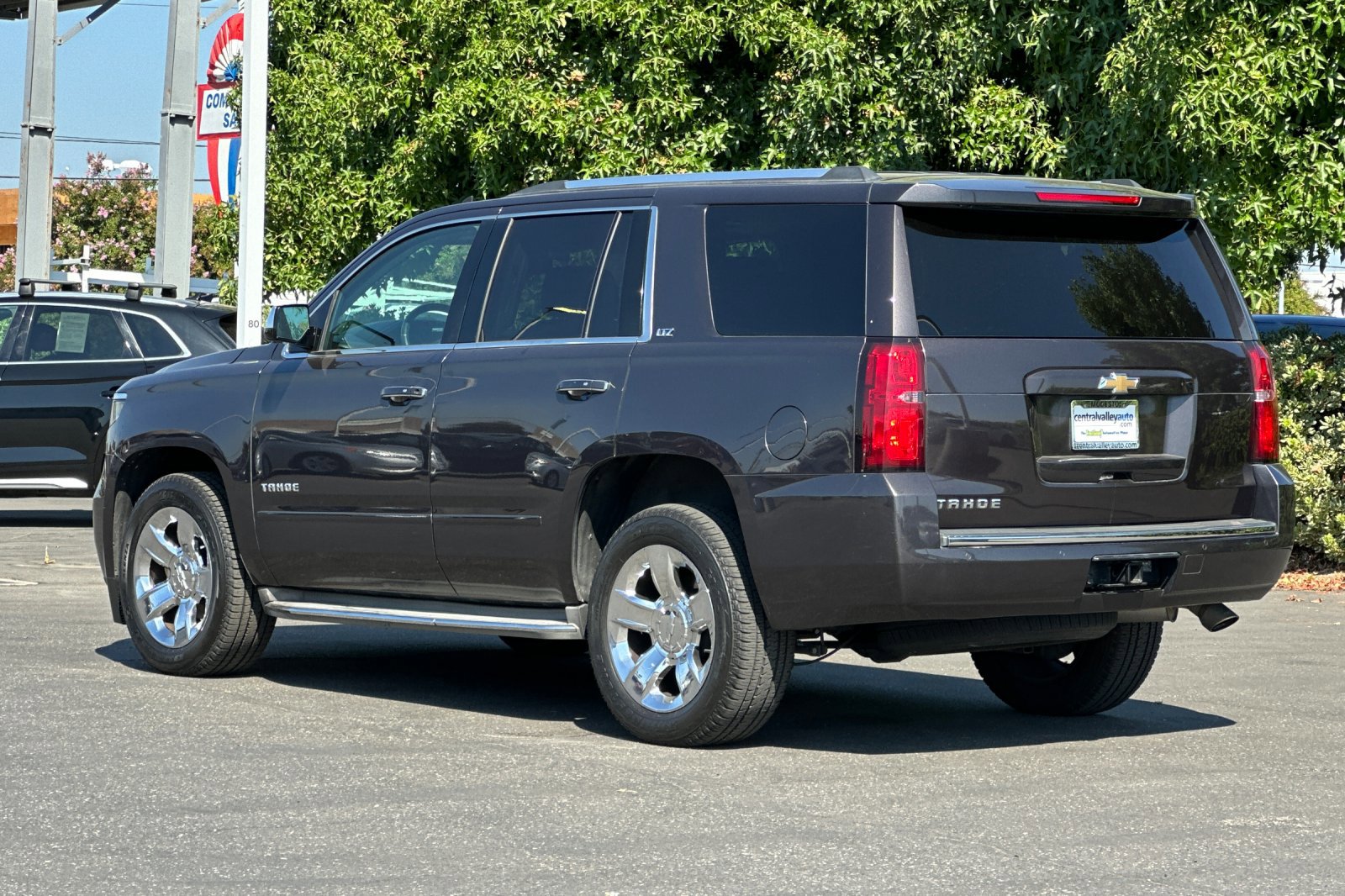 2015 Chevrolet Tahoe LTZ photo 4