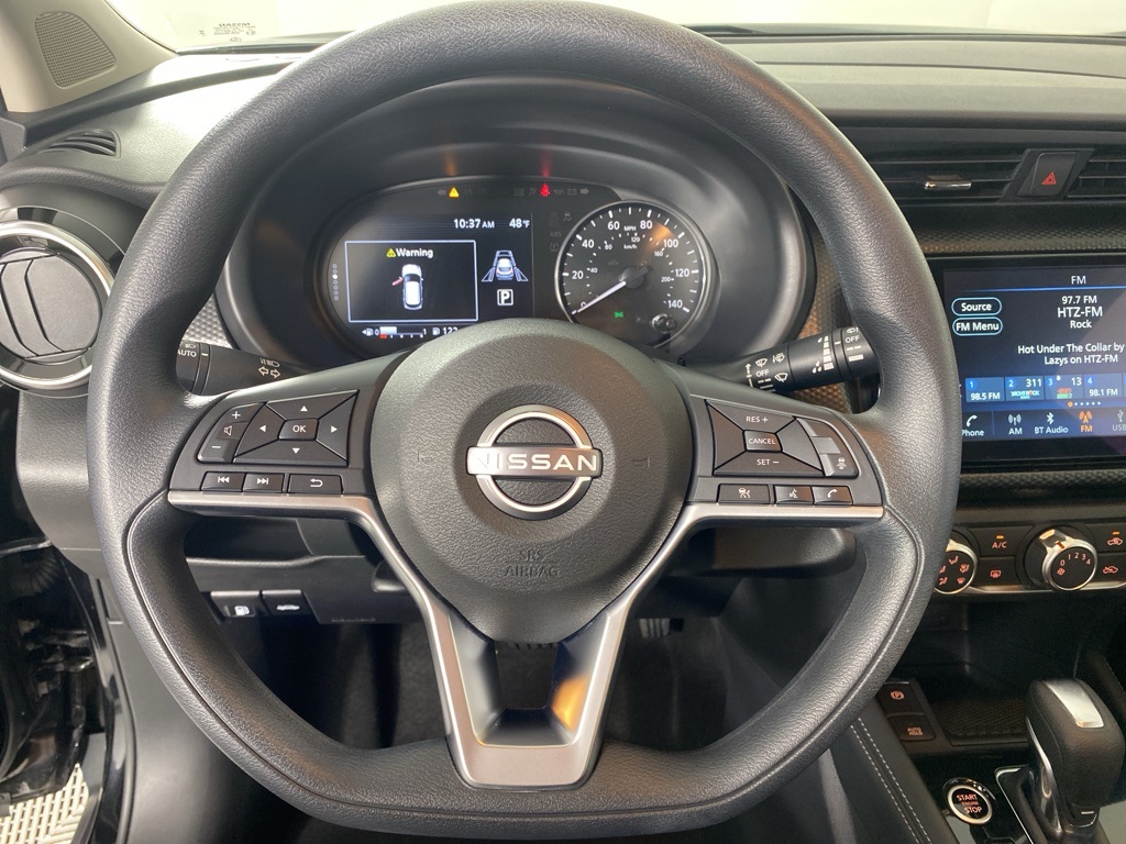 2023 Nissan Kicks SV photo 13